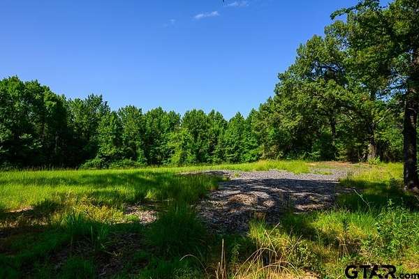 14 Acres of Commercial Land for Sale in Lindale, Texas
