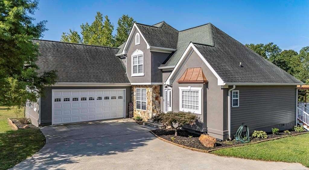 4 Acres of Residential Land with Home for Sale in Waco, Georgia