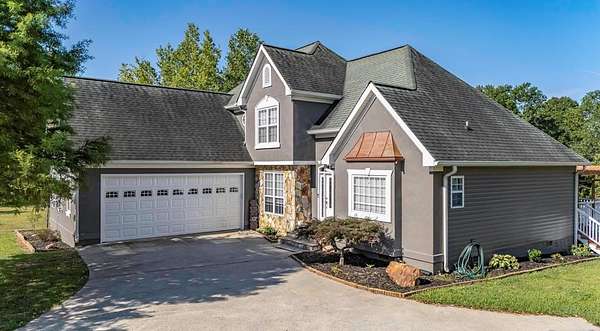 4 Acres of Residential Land with Home for Sale in Waco, Georgia