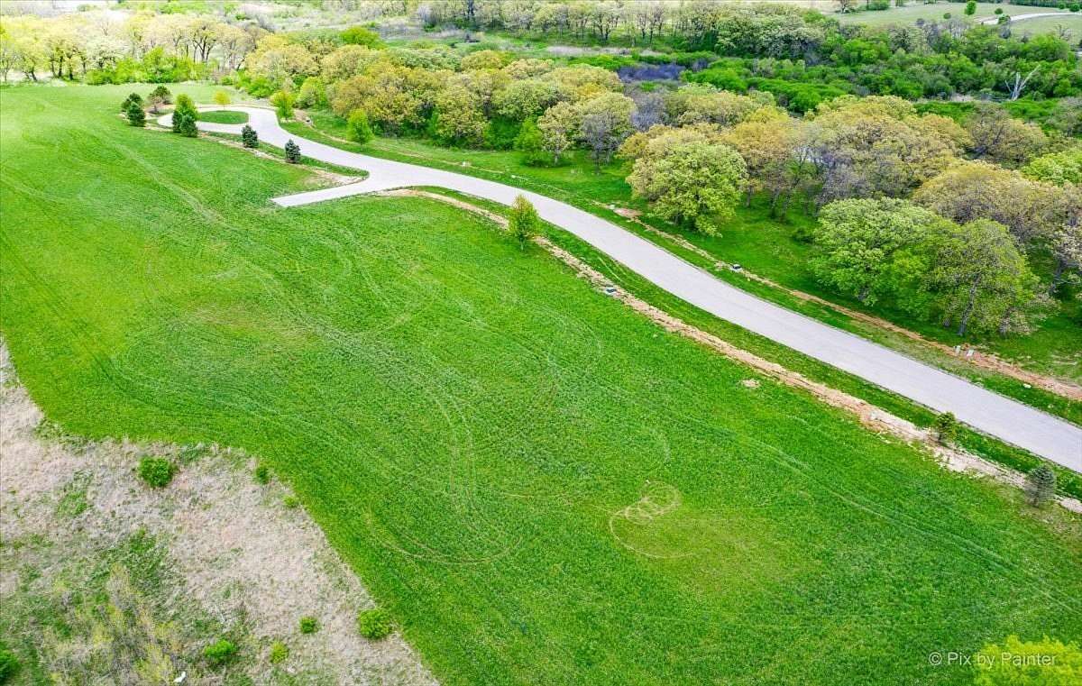 0.94 Acres of Residential Land for Sale in Johnsburg, Illinois