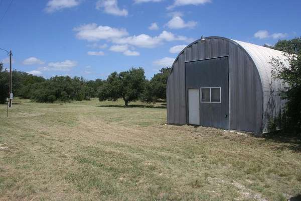 10 Acres of Mixed-Use Land for Sale in Mountain Home, Texas