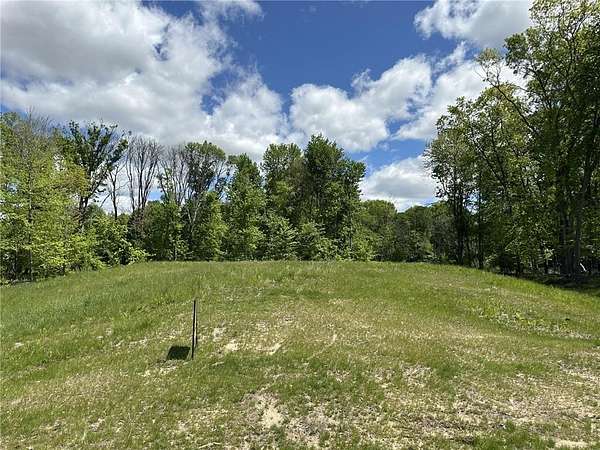 1.5 Acres of Residential Land for Sale in Ham Lake, Minnesota