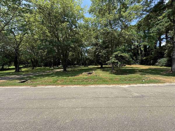 1 Acre of Residential Land for Sale in Piggott, Arkansas