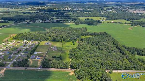 30.2 Acres of Recreational Land for Sale in Athens, Alabama