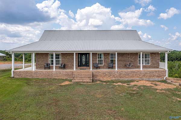 37 Acres of Land with Home for Sale in Piedmont, Alabama