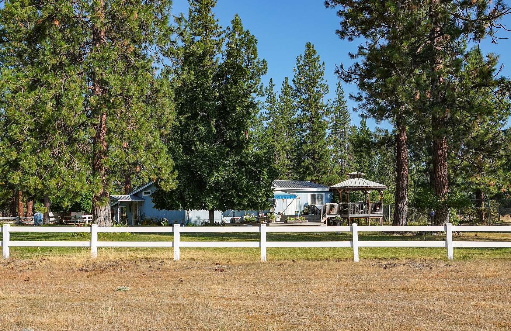 13 Acres of Land with Home for Sale in Greenview, California