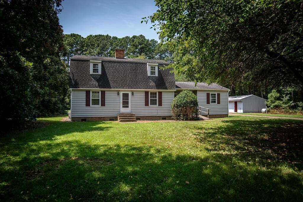 2.4 Acres of Residential Land with Home for Sale in Onancock, Virginia