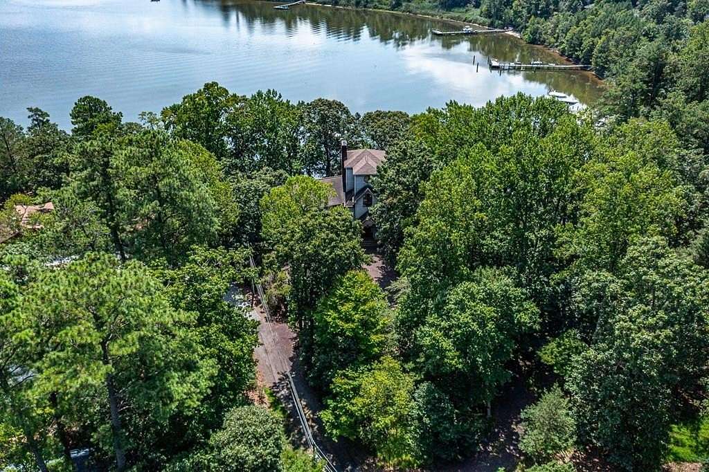 3.23 Acres of Land with Home for Sale in Lancaster, Virginia