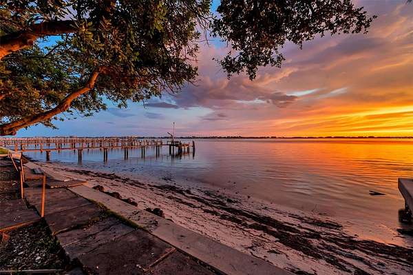 0.37 Acres of Residential Land for Sale in St. Petersburg, Florida