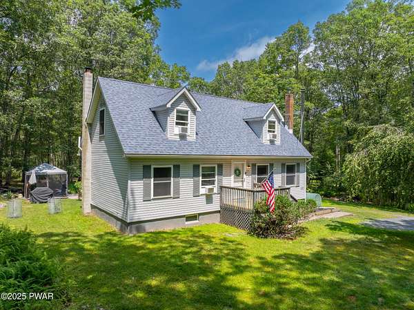 4 Acres of Residential Land with Home for Sale in Shohola, Pennsylvania