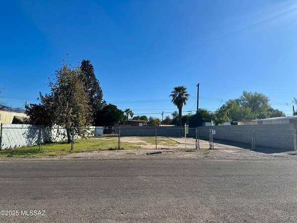0.14 Acres of Residential Land for Sale in Tucson, Arizona