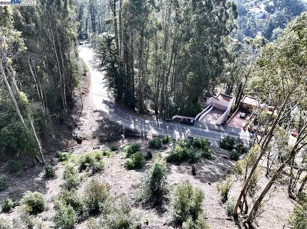 Residential Land for Sale in Oakland, California