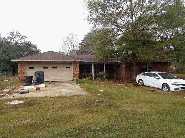 2 Acres of Land with Home for Auction in Grand Bay, Alabama