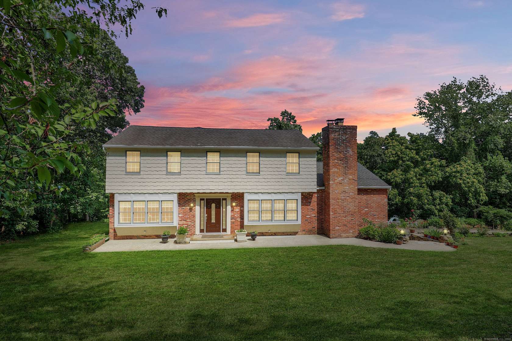 1.6 Acres of Residential Land with Home for Sale in Woodbridge, Connecticut