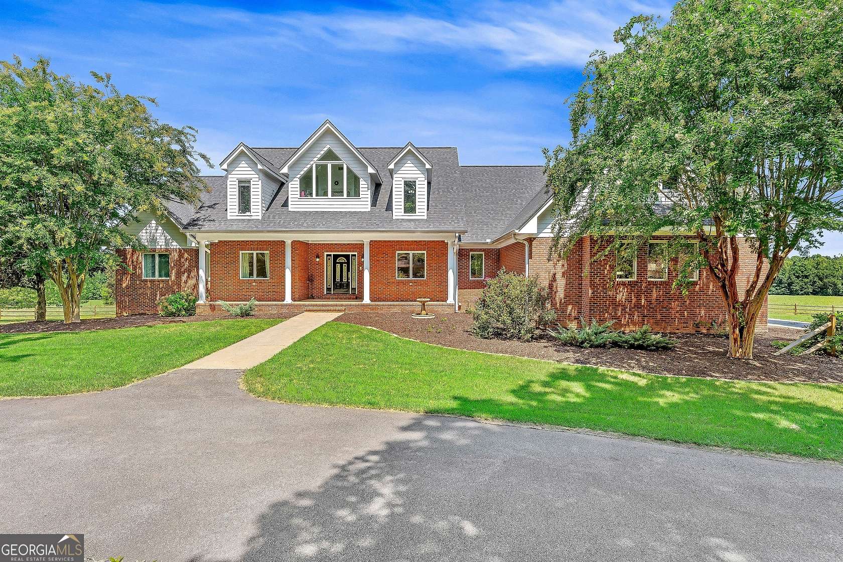 40.2 Acres of Agricultural Land with Home for Sale in Hartwell, Georgia