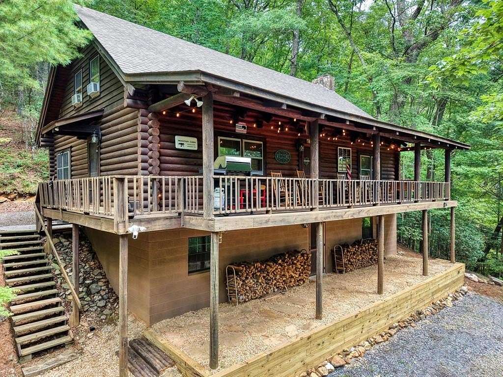 4 Acres of Residential Land with Home for Sale in Blairsville, Georgia