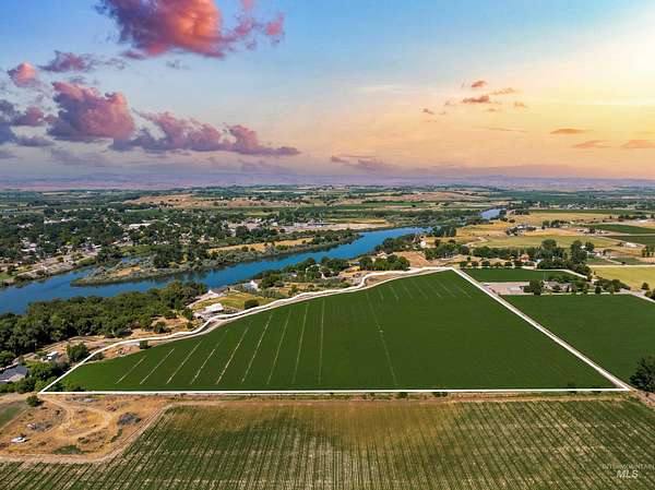 21.6 Acres of Agricultural Land for Sale in Wilder, Idaho