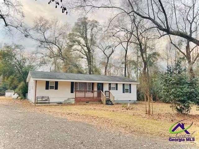1.74 Acres of Residential Land with Home for Sale in Fort Valley, Georgia