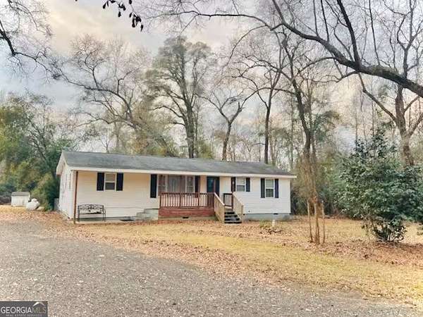1.74 Acres of Residential Land with Home for Sale in Fort Valley, Georgia