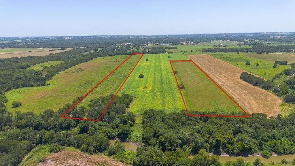 15.2 Acres of Recreational Land & Farm for Sale in Brenham, Texas