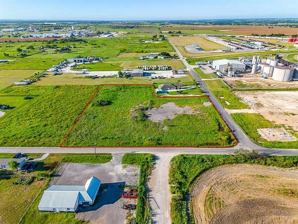 3 Acres of Land for Sale in Cleburne, Texas