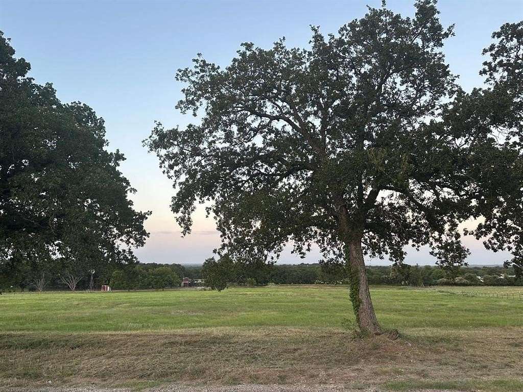2 Acres of Residential Land for Sale in Springtown, Texas