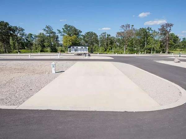 0.05 Acres of Land for Sale in Mount Pleasant, Texas