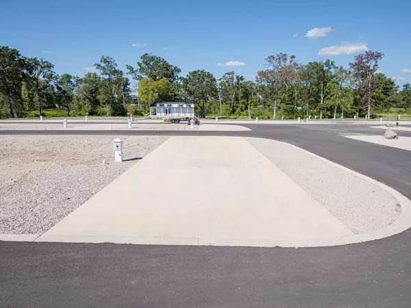 0.05 Acres of Land for Sale in Mount Pleasant, Texas