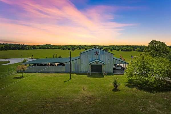 20 Acres of Agricultural Land with Home for Sale in Mexia, Texas