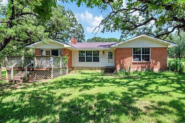 5.73 Acres of Residential Land with Home for Sale in Cleburne, Texas