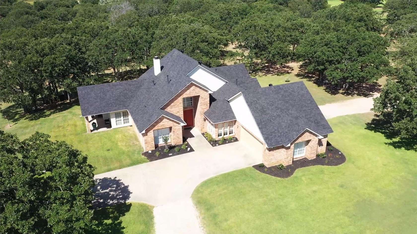 37 Acres of Land with Home for Sale in Sunset, Texas