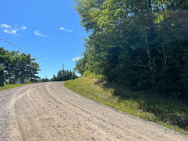 20.1 Acres of Recreational Land for Sale in Lemington Town, Vermont