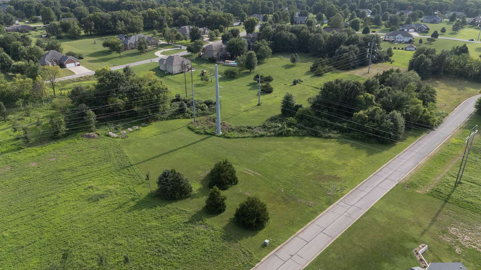 2.64 Acres of Residential Land for Sale in Sedalia, Missouri