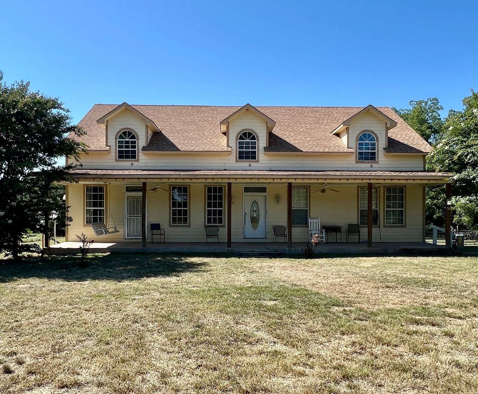 7.65 Acres of Residential Land with Home for Sale in Ardmore, Oklahoma