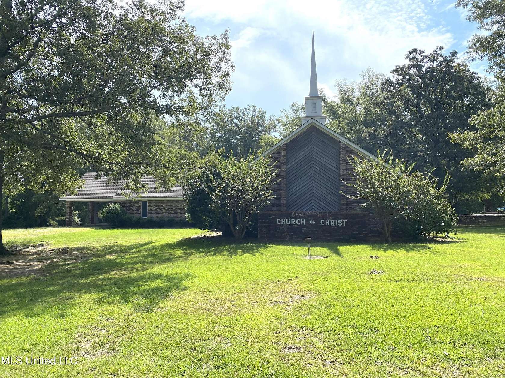 2 Acres of Improved Commercial Land for Sale in Forest, Mississippi