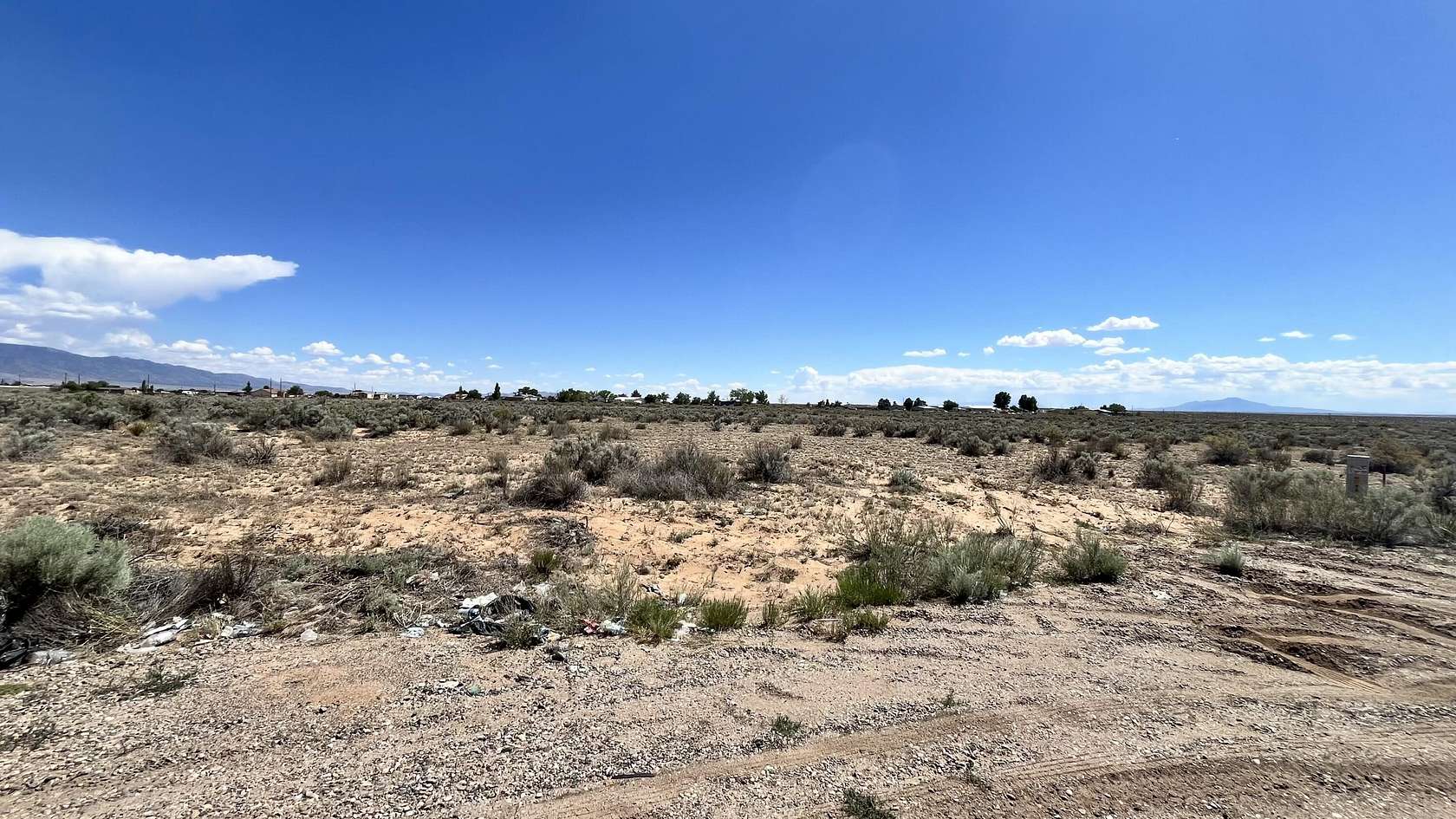 1.1 Acres of Residential Land for Sale in Los Lunas, New Mexico
