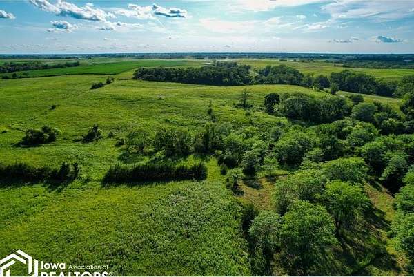 24 Acres of Recreational Land & Farm for Sale in Blakesburg, Iowa
