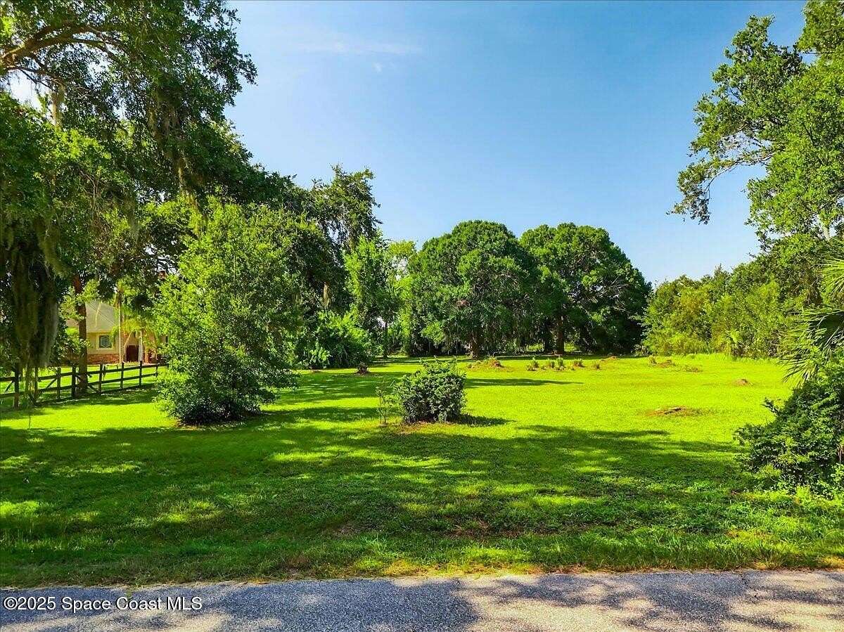 1.13 Acres of Residential Land for Sale in Mims, Florida