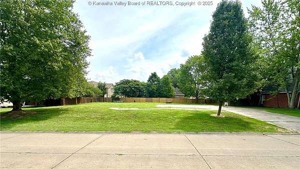 Residential Land for Sale in Hurricane, West Virginia