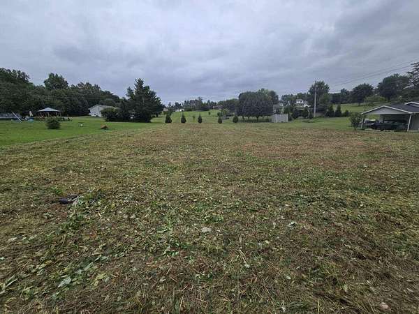 0.39 Acres of Residential Land for Sale in Albany, Kentucky