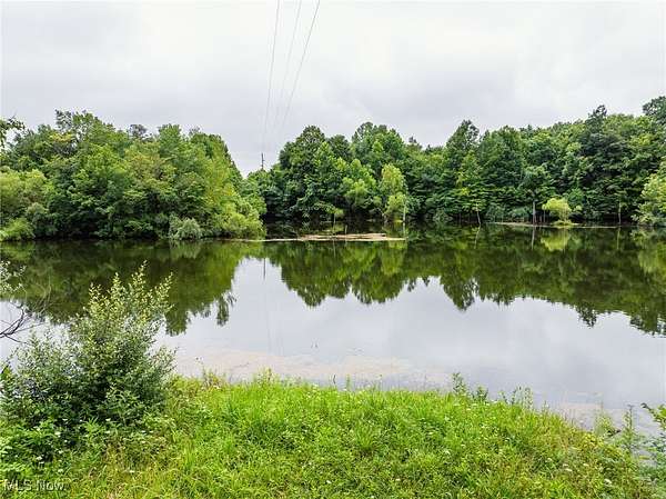 79.1 Acres of Land for Sale in Roseville, Ohio