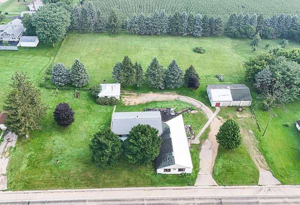 1.84 Acres of Residential Land with Home for Sale in Polo, Illinois