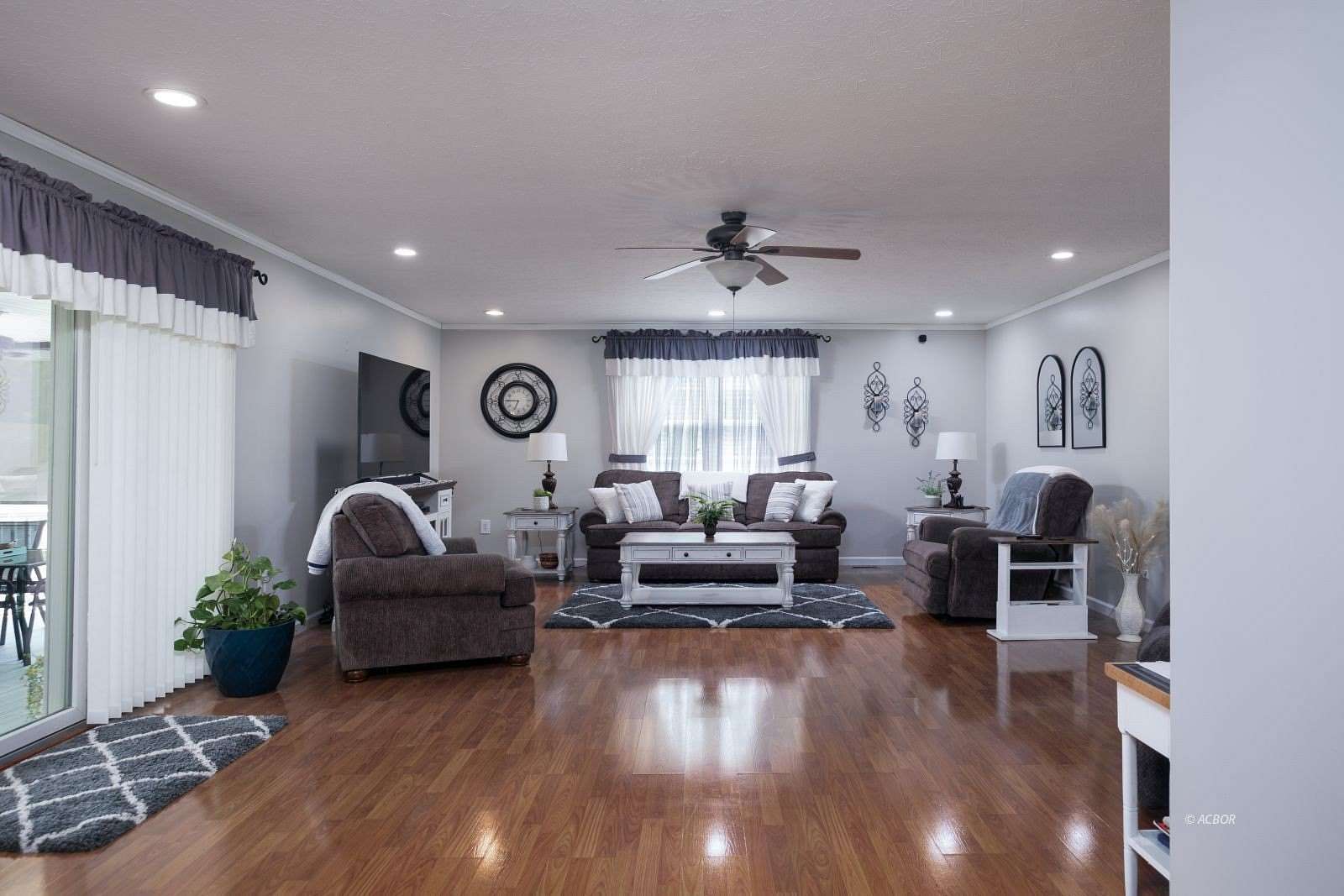 5 Acres of Residential Land with Home for Sale in Thurman, Ohio