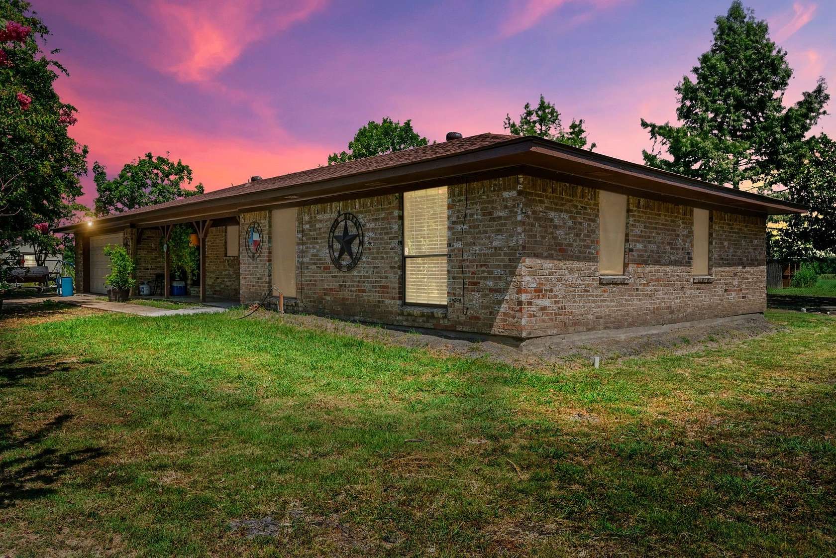 10.5 Acres of Land with Home for Sale in Ladonia, Texas