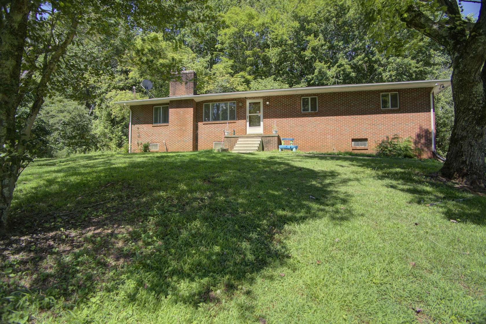 5 Acres of Residential Land with Home for Sale in Englewood, Tennessee