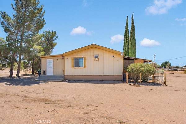 2.5 Acres of Residential Land with Home for Sale in Hesperia, California