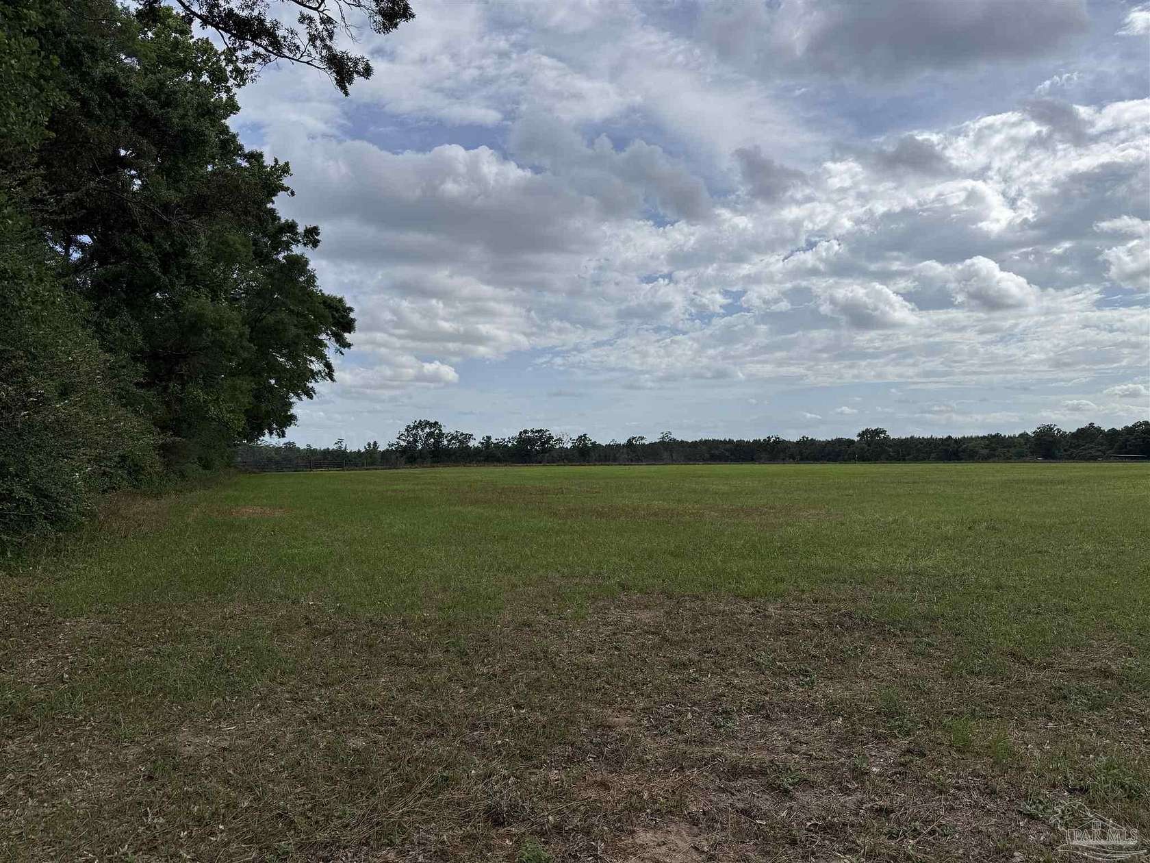 1.23 Acres of Residential Land for Sale in Jay, Florida