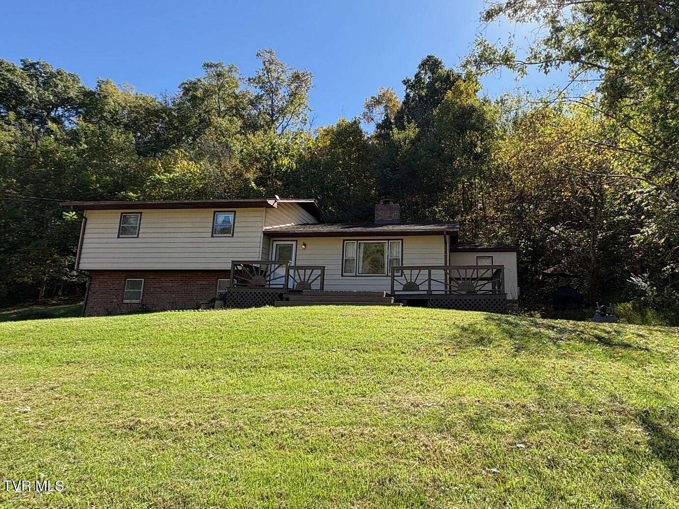5.52 Acres of Land with Home for Sale in Telford, Tennessee