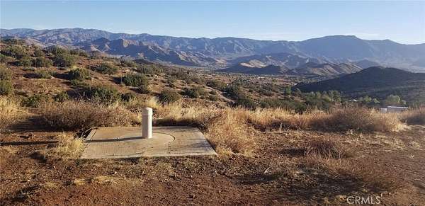 7.71 Acres of Land for Sale in Acton, California