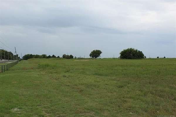 4.5 Acres of Residential Land for Sale in Pryor, Oklahoma